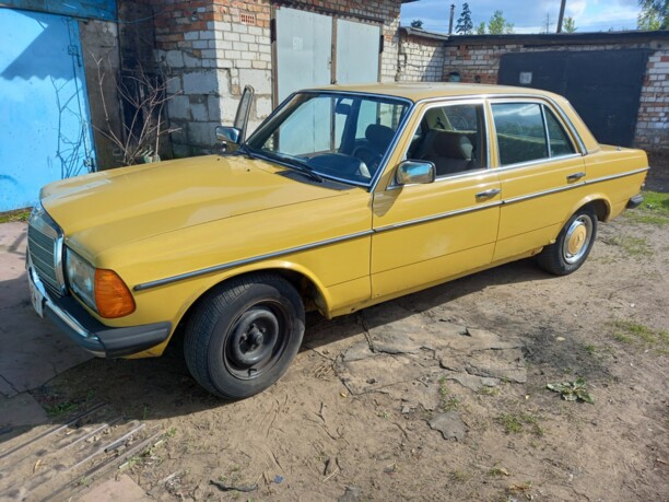 Mercedes-Benz E-Класс W123, 1982 г.
