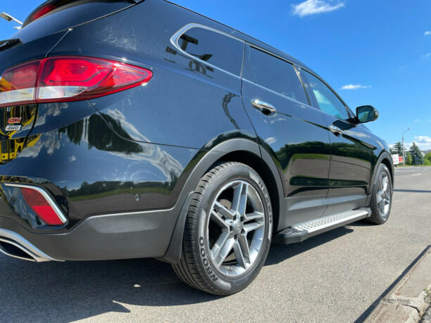 Hyundai Grand Santa Fe IV, 7 мест, 2016 г.