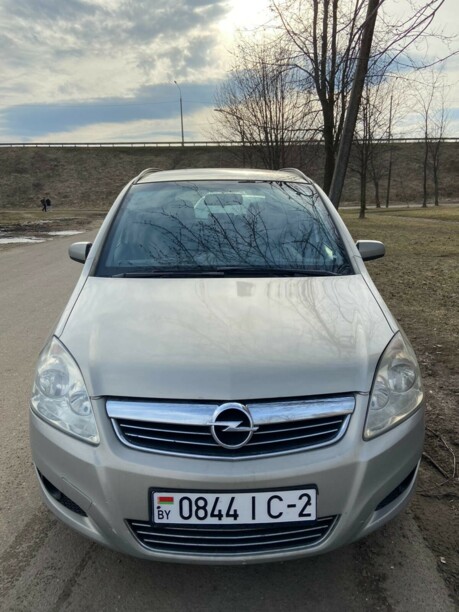 Opel Zafira B · Рестайлинг, 7 мест, 2009 г.