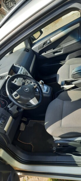 Opel Zafira B · Рестайлинг, 7 мест, 2009 г.