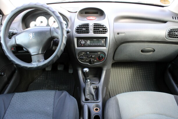 Peugeot 206 I, 2002 г.