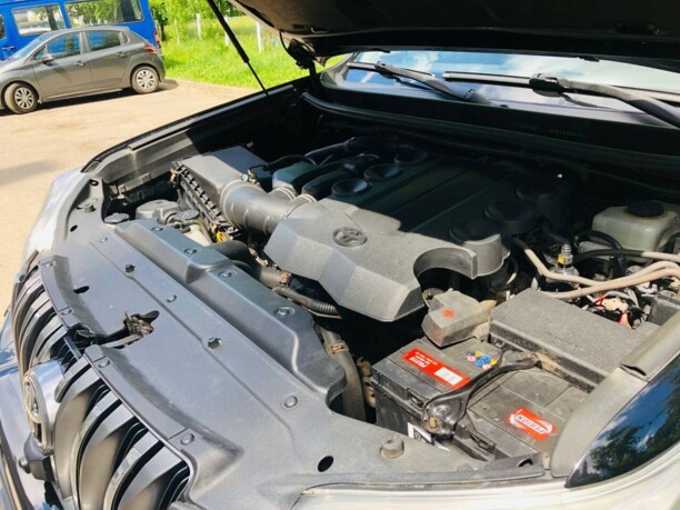 Toyota Land Cruiser Prado J150, 7 мест, 2009 г.