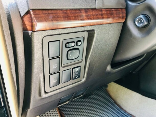 Toyota Land Cruiser Prado J150, 7 мест, 2009 г.