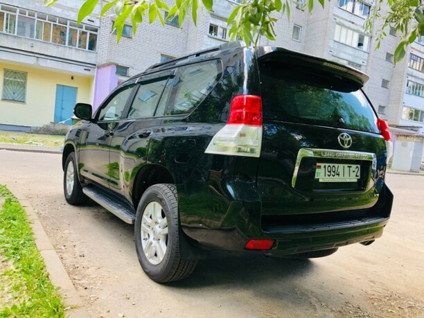 Toyota Land Cruiser Prado J150, 7 мест, 2009 г.