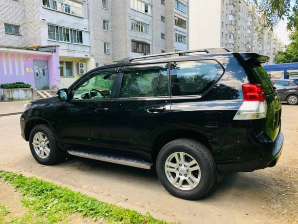 Toyota Land Cruiser Prado J150, 7 мест, 2009 г.