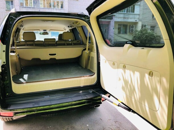 Toyota Land Cruiser Prado J150, 7 мест, 2009 г.