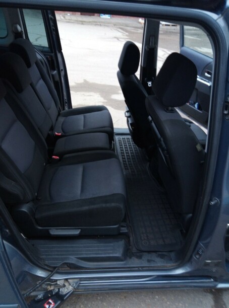 Mazda 5 I, 7 мест, 2007 г.