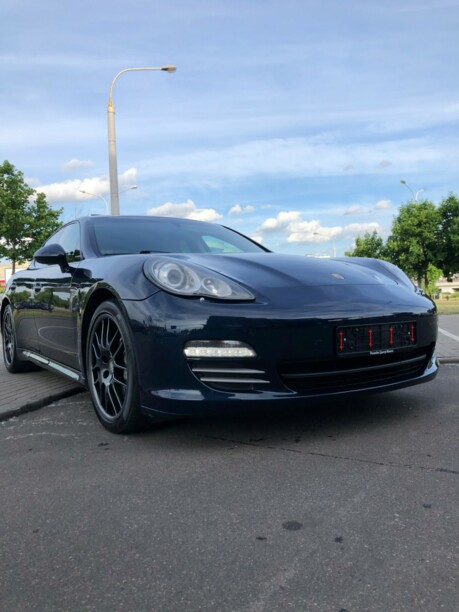 Porsche Panamera 970, 2010 г.