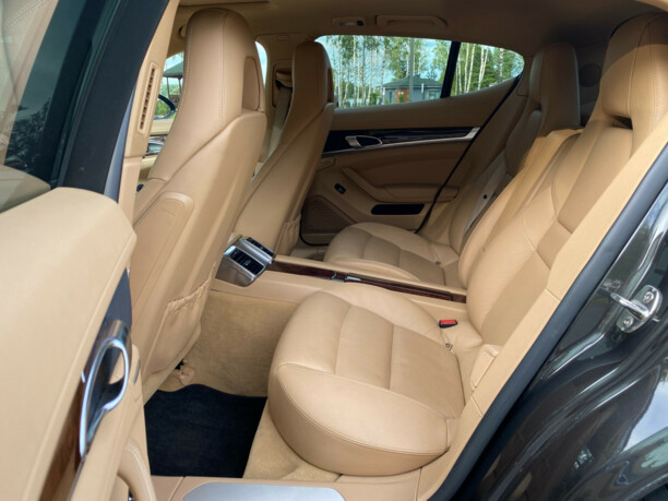 Porsche Panamera 970, 2011 г.