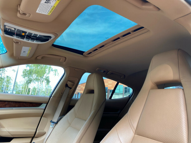 Porsche Panamera 970, 2011 г.