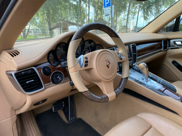 Porsche Panamera 970, 2011 г.