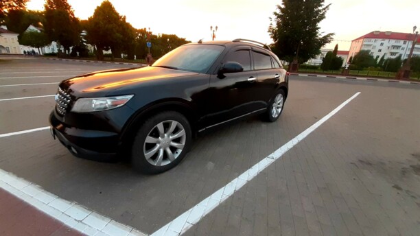 Infiniti FX I, 2004 г.