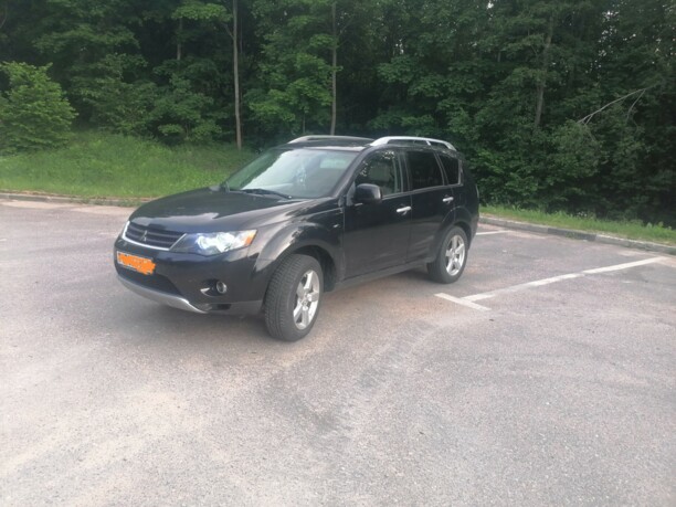 Mitsubishi Outlander XL, 7 мест, 2007 г.