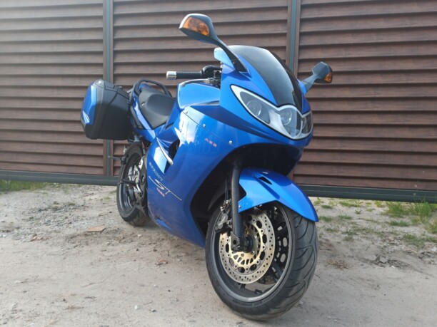Triumph Sprint ST1050, 2005 г.
