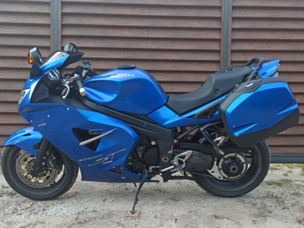 Triumph Sprint ST1050, 2005 г.