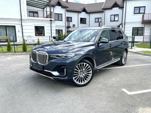 BMW X7, 7 мест, 2019 г.