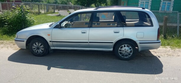 Nissan Primera P10, 1992 г.