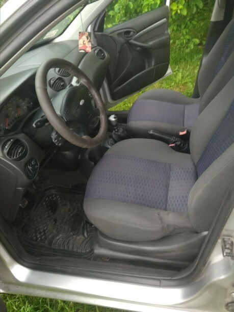 Ford Focus I · Рестайлинг, 2001 г.