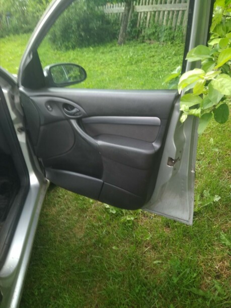 Ford Focus I · Рестайлинг, 2001 г.