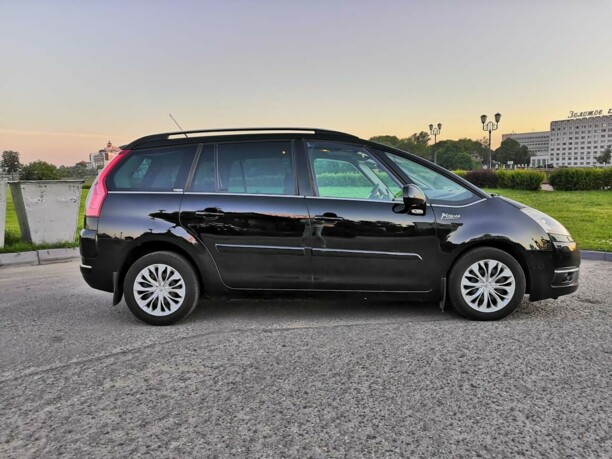 Citroen C4 Grand Picasso I, 7 мест, 2009 г.