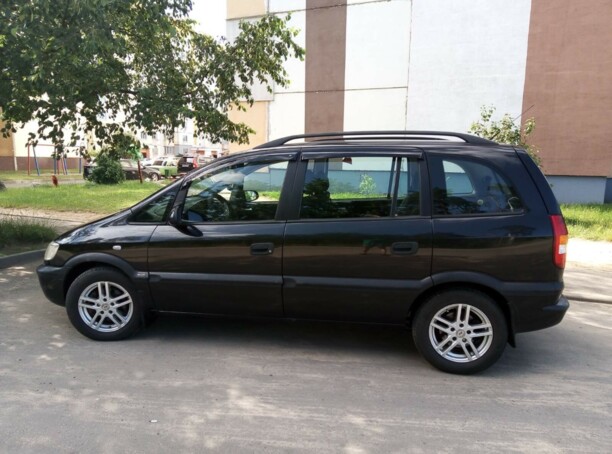 Opel Zafira A, 7 мест, 2001 г.