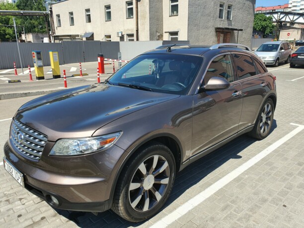 Infiniti FX I, 2004 г.