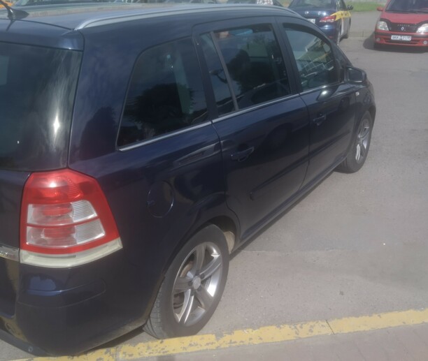 Opel Zafira B · Рестайлинг, 7 мест, 2008 г.