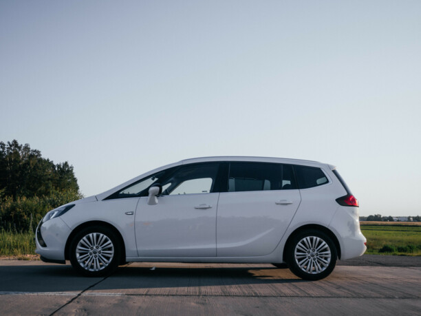 Opel Zafira C, 2016 г.