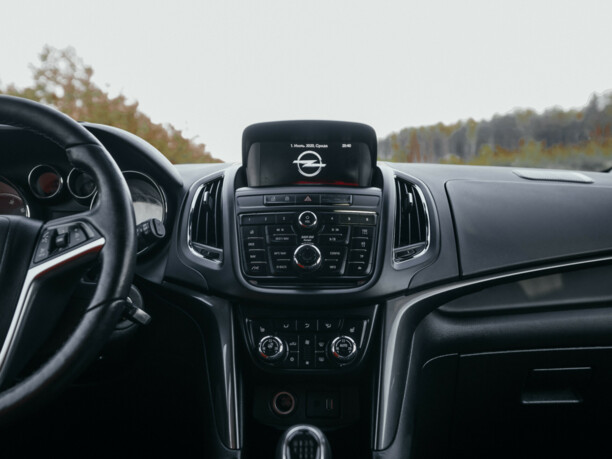 Opel Zafira C, 2016 г.