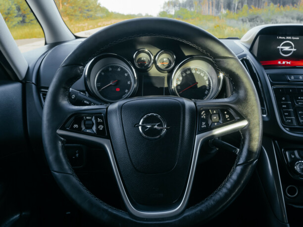 Opel Zafira C, 2016 г.