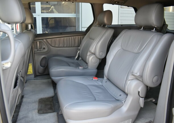 Toyota Sienna II (XL20) · Рестайлинг, 7 мест, 2007 г.