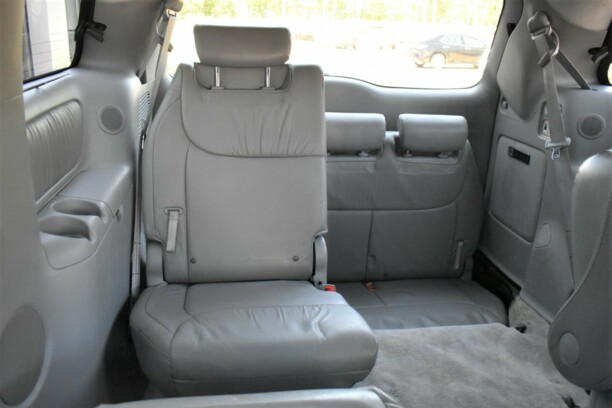 Toyota Sienna II (XL20) · Рестайлинг, 7 мест, 2007 г.