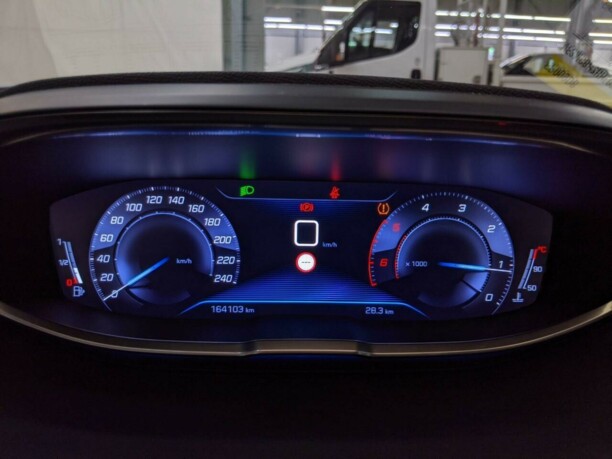 Peugeot 5008 II, 7 мест, 2017 г.