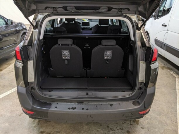 Peugeot 5008 II, 7 мест, 2017 г.