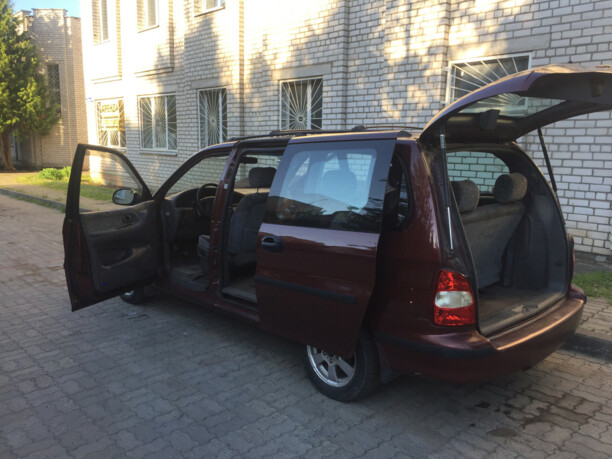 Kia Carnival I, 1999 г.