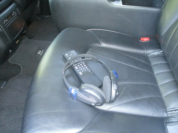 Infiniti QX56 II, 7 мест, 2010 г.