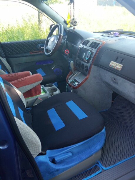 Kia Carnival I · Рестайлинг, 7 мест, 2004 г.