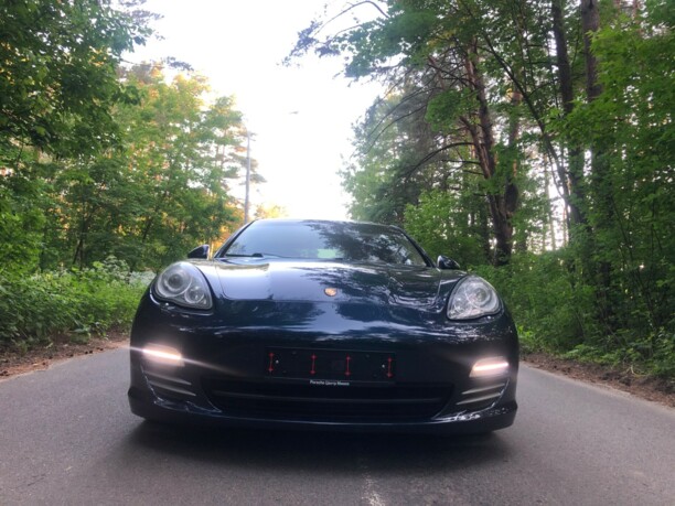 Porsche Panamera 970, 2010 г.