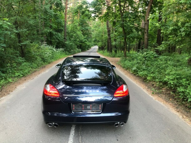 Porsche Panamera 970, 2010 г.