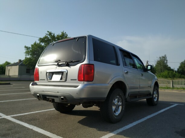 Lincoln Navigator I, 7 мест, 1999 г.