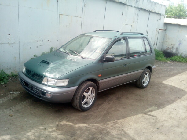Mitsubishi Space Runner I, 1998 г.