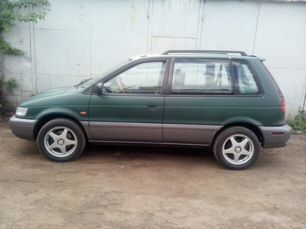 Mitsubishi Space Runner I, 1998 г.