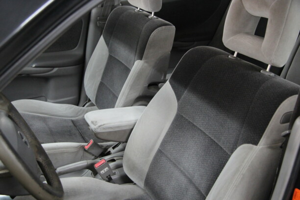 Mazda 626 GF, 2001 г.