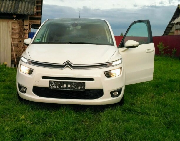 Citroen C4 Grand Picasso II, 7 мест, 2016 г.