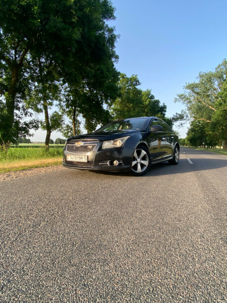 Chevrolet Cruze J300, 2011 г.