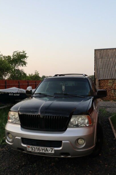 Lincoln Navigator II, 7 мест, 2003 г.