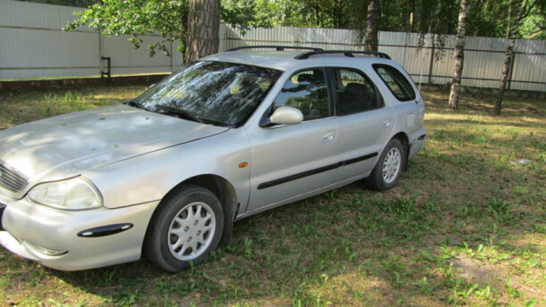Kia Clarus I · Рестайлинг, 2000 г.
