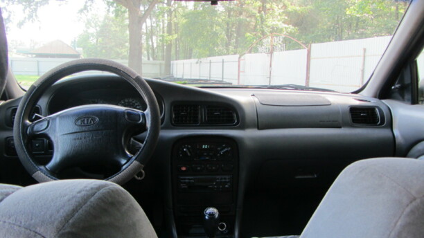 Kia Clarus I · Рестайлинг, 2000 г.
