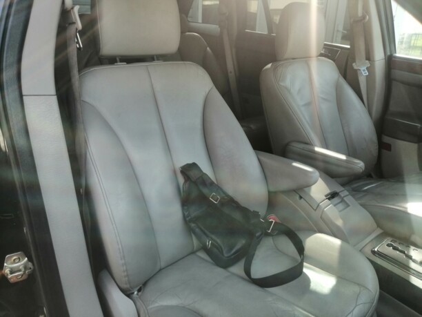 Chrysler Pacifica I, 7 мест, 2004 г.