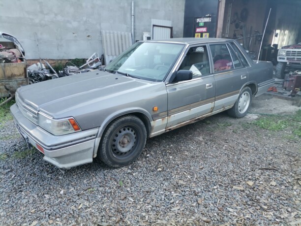 Nissan Laurel V (C32), 1987 г.